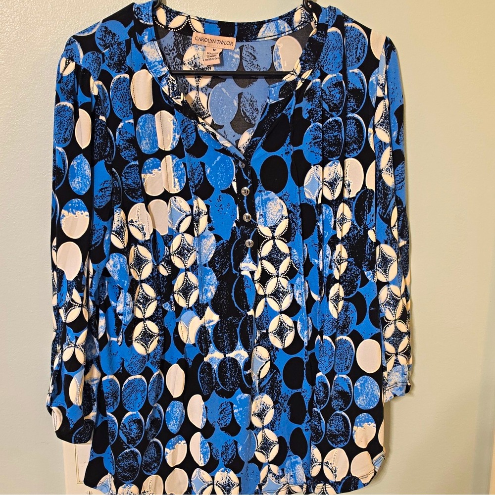 Carolyn Taylor Blue Black White Geometric V-Neck Button Front Blouse M # 72